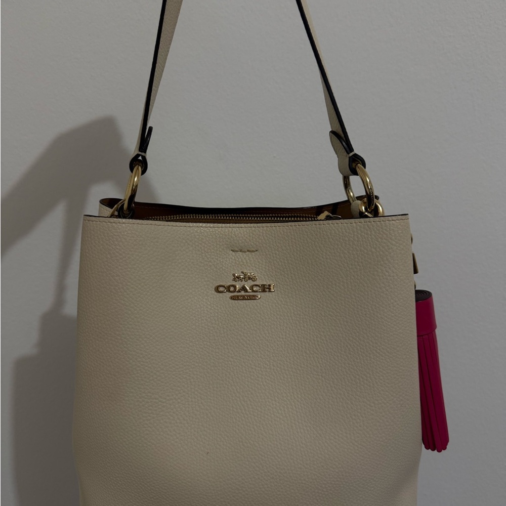 Coach Off-White Leather Shoulder/crossbody Bag